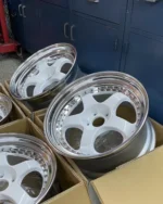 5 Holes Gold Rivet 18-19 Inch Black Machined Car Wheels - Image 2