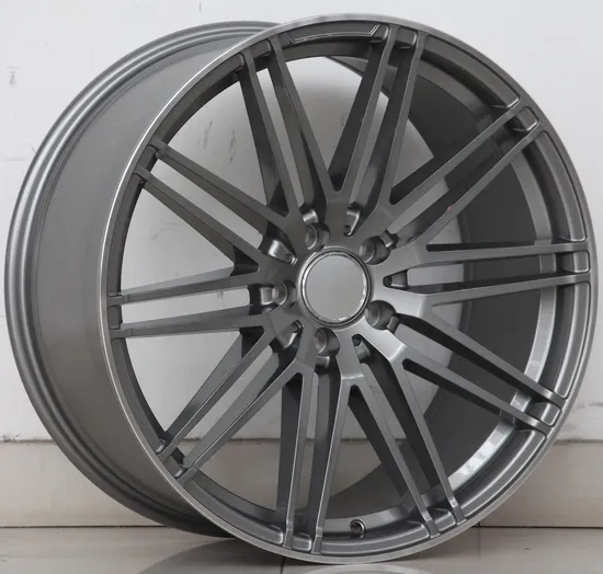 Classical-Design-5-Holes-Hyper-Black-Silver-Aluminum-Alloy-Car-Wheel Classical Design 5 Holes Hyper Black Silver Aluminum Alloy Car Wheel - Image 1