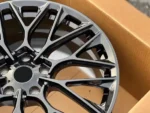 High Quality 5-Hole Gloss Black Lightweight Alloy Car Wheel - Image 4